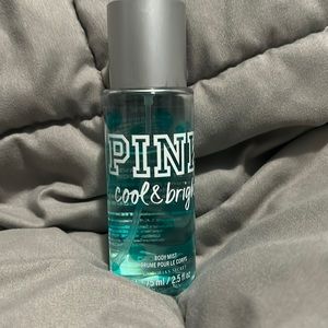 VS PINK COOL & BRIGHT